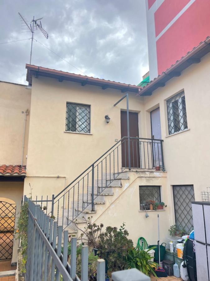 Ferienwohnung Residenza Niutta- Roma Exterior foto